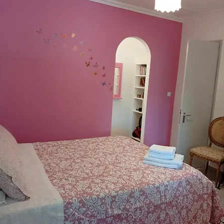 Maria's House Apartman *
